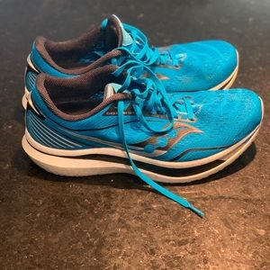 Saucony Endorphin Speed. Size 10.5